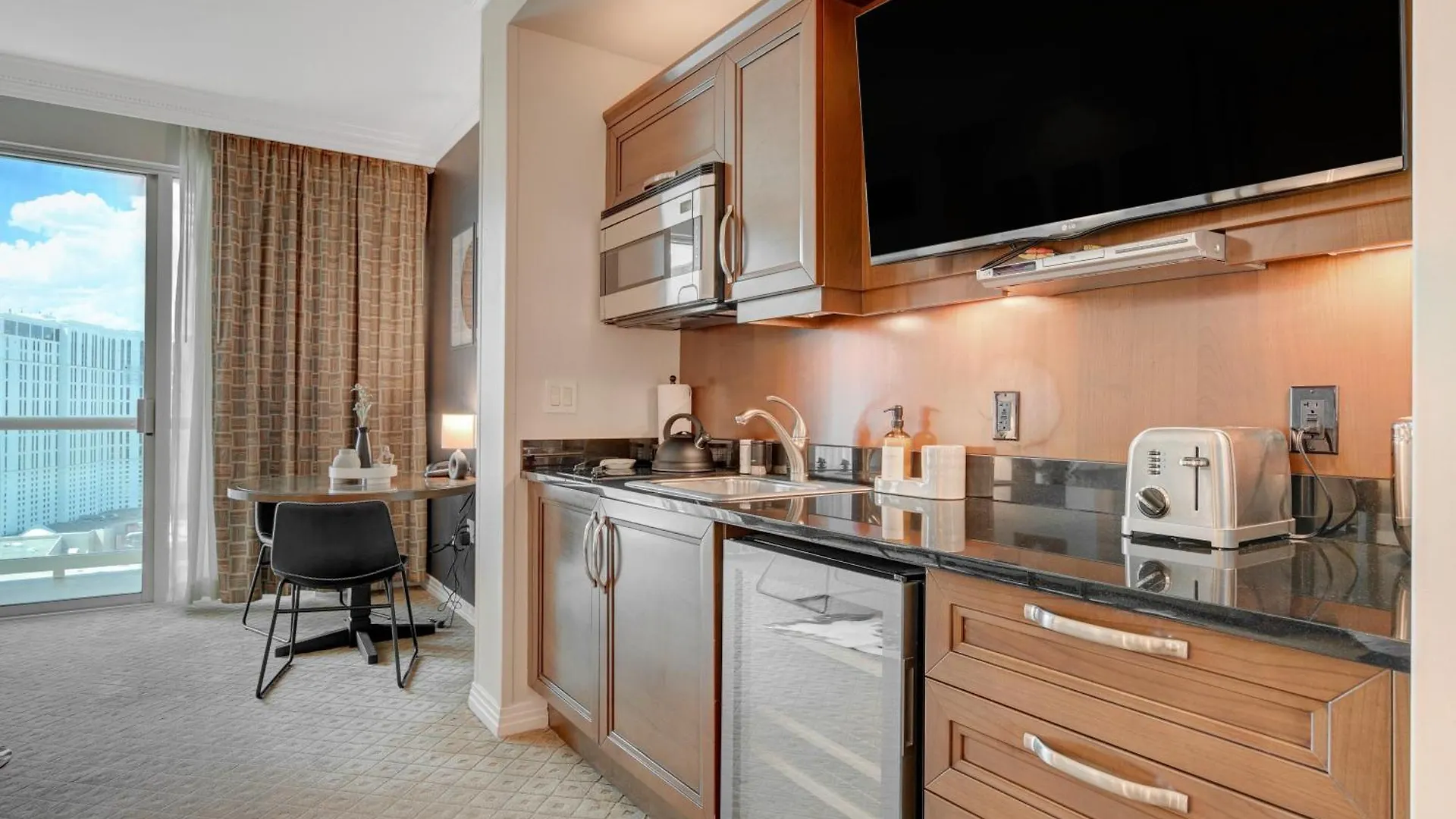 Aparthotel Studio Suite 25Th Flr Mgm Signature * Balcony Strip View Las Vegas