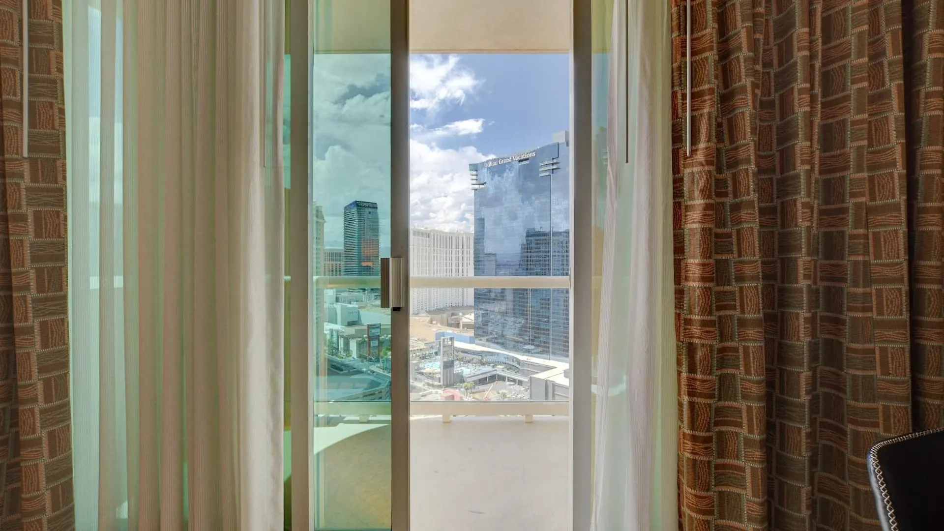 Studio Suite 25Th Flr Mgm Signature * Balcony Strip View Las Vegas United States